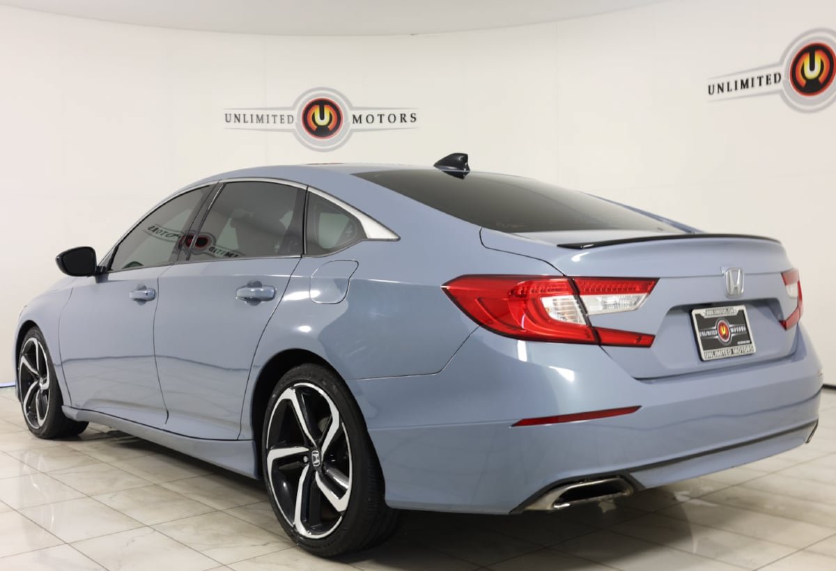 Used 2022 Honda Accord Sport image 4