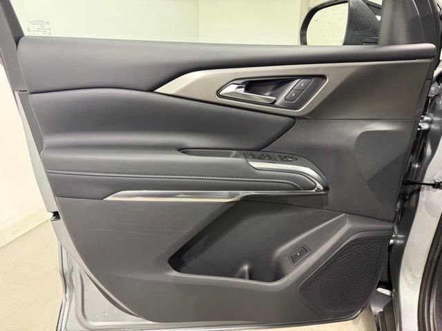New 2026 Chevrolet Traverse LT image 11
