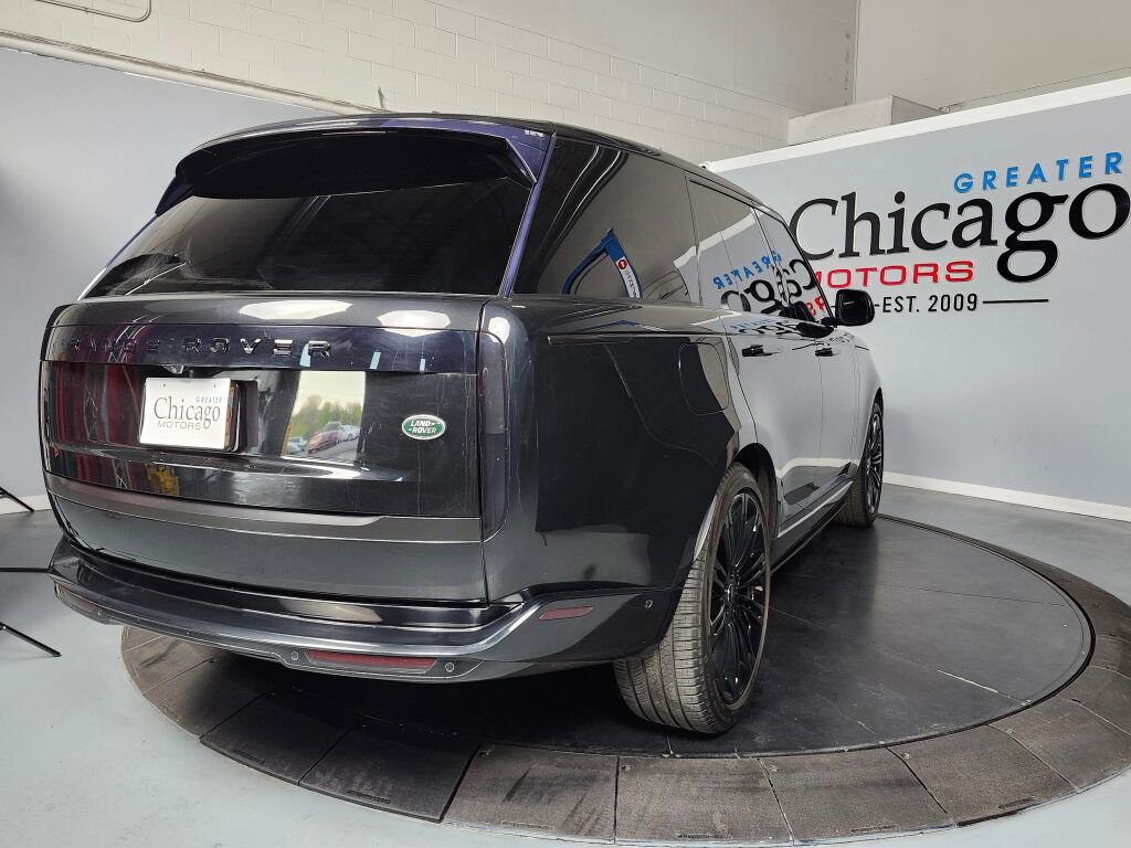 Used 2023 Land Rover Range Rover SE AWD/4WD image 3