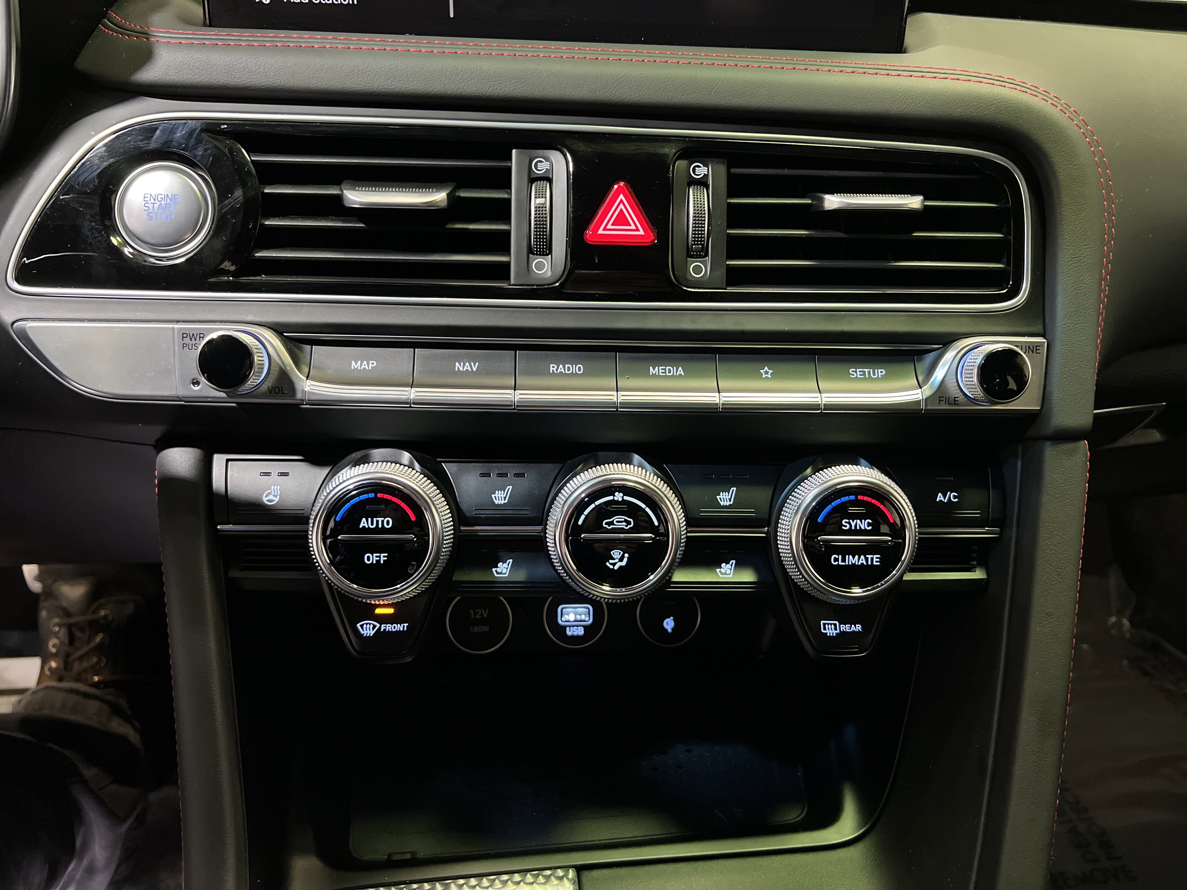 Used 2023 Genesis G70 3.3T w/ Sport Prestige Package image 20