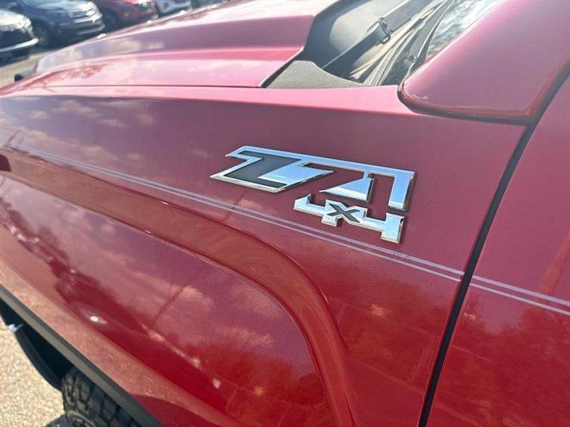 Used 2015 GMC Sierra 1500 SLE w/ SLE Value Package image 15