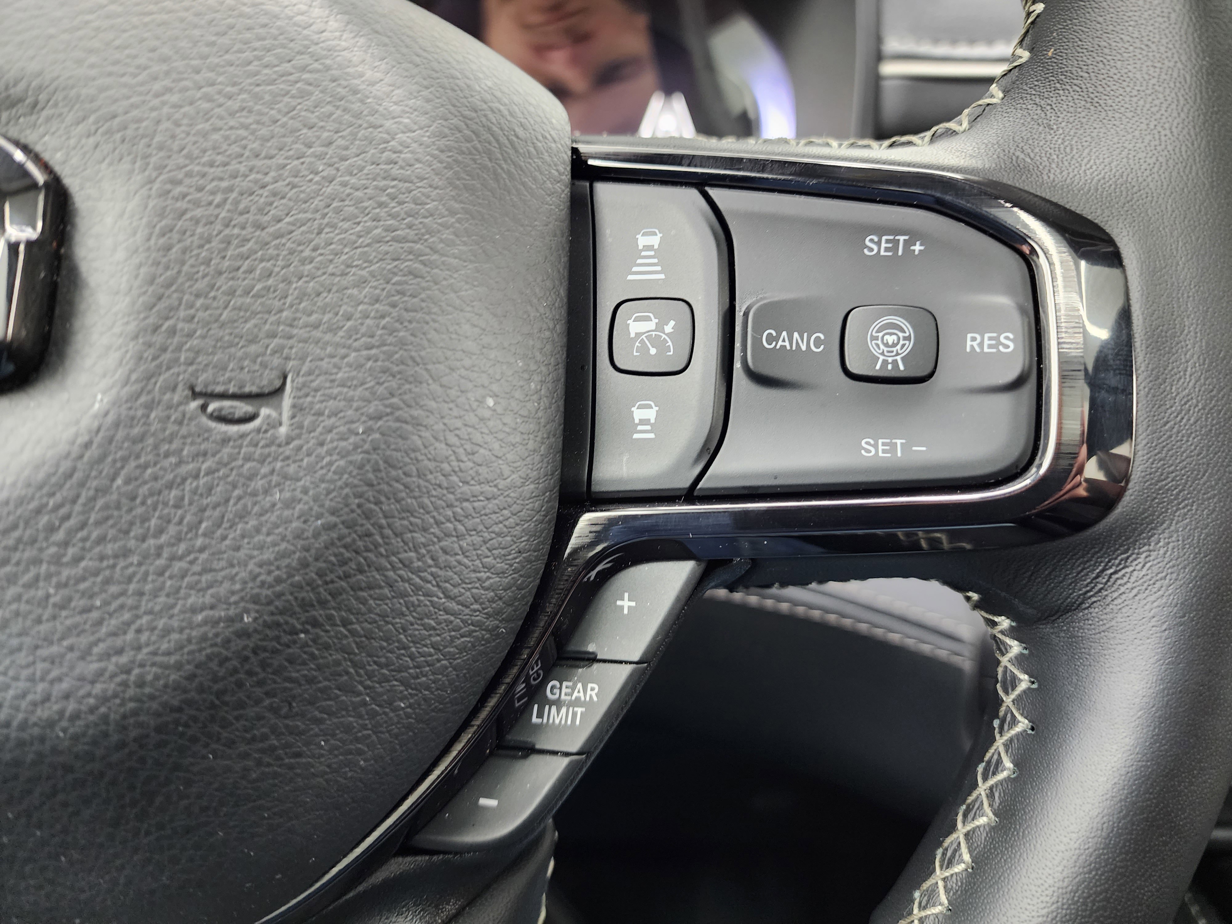 Used 2025 RAM 1500 Limited AWD/4WD image 18