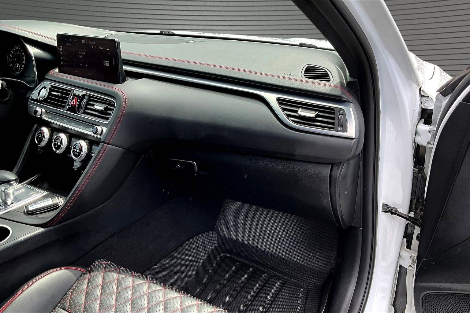 Used 2023 Genesis G70 3.3T w/ Sport Prestige Package AWD/4WD image 15