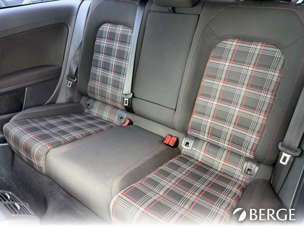 Used 2016 Volkswagen GTI S image 17