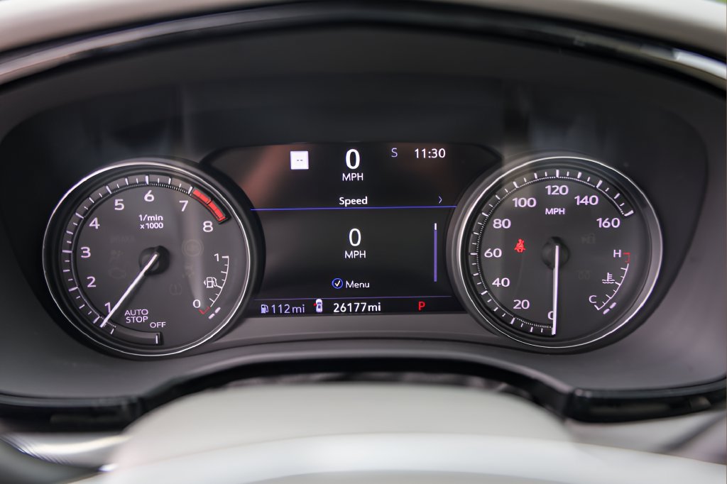 Used 2024 Cadillac XT5 Premium Luxury w/ Technology Package FWD image 11