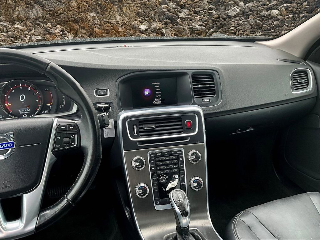 Used 2015 Volvo S60 T5 Premier image 6