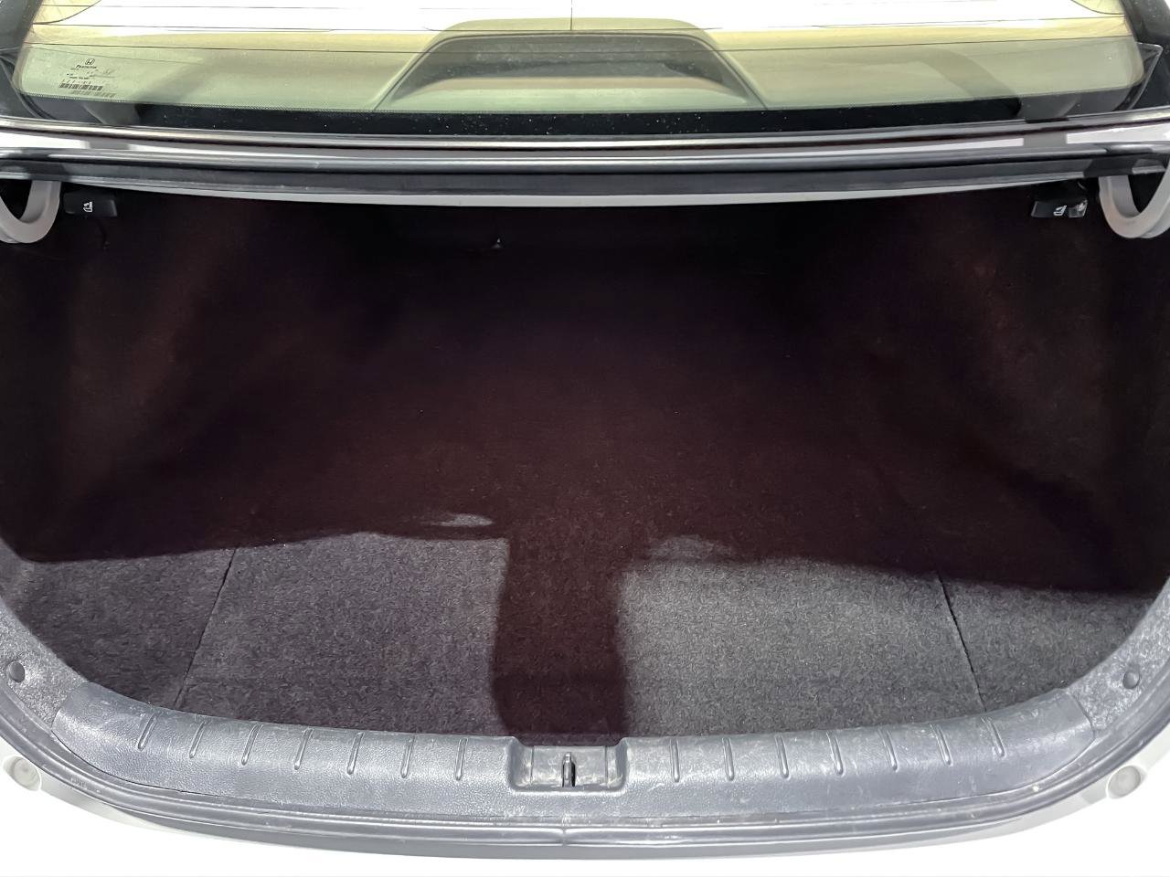 Used 2016 Honda Accord EX-L image 18