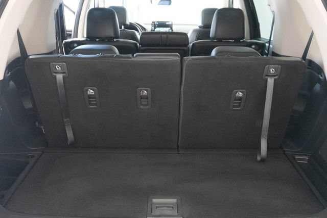 Used 2023 Honda Pilot Touring image 12