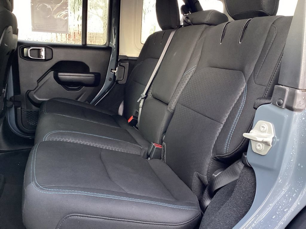 Used 2024 Jeep Wrangler Unlimited Rubicon 4xe AWD/4WD image 14