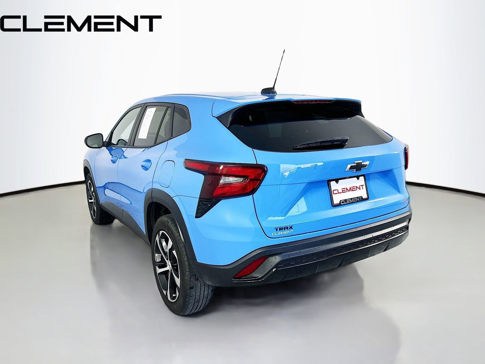 Used 2024 Chevrolet Trax RS image 8