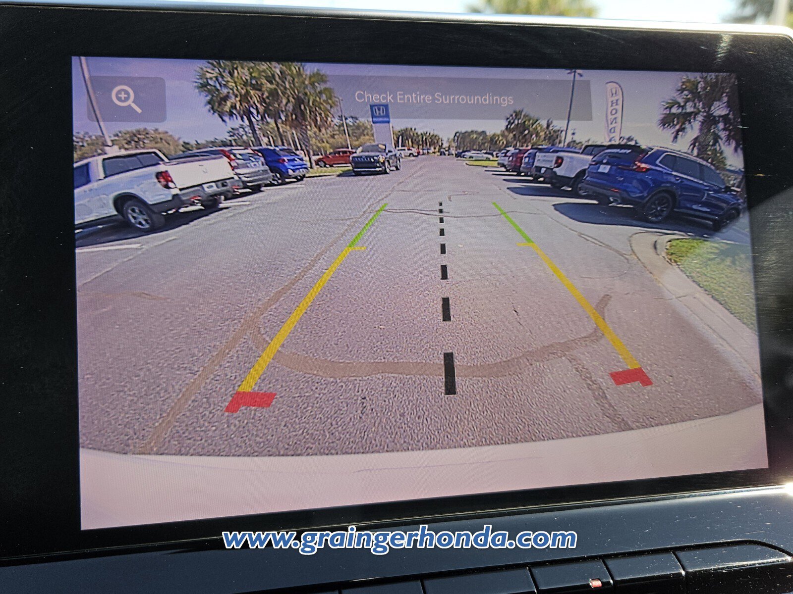 Used 2025 Jeep Compass Limited image 16