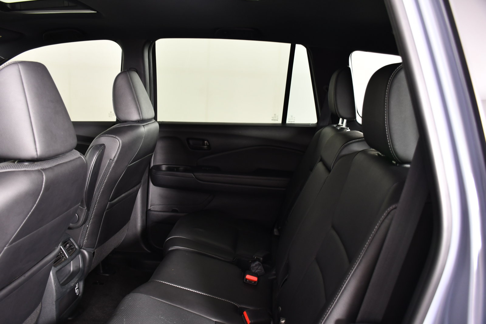 Used 2023 Honda Passport EX-L image 32