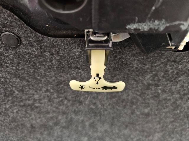 Used 2015 Subaru WRX STI AWD/4WD image 36