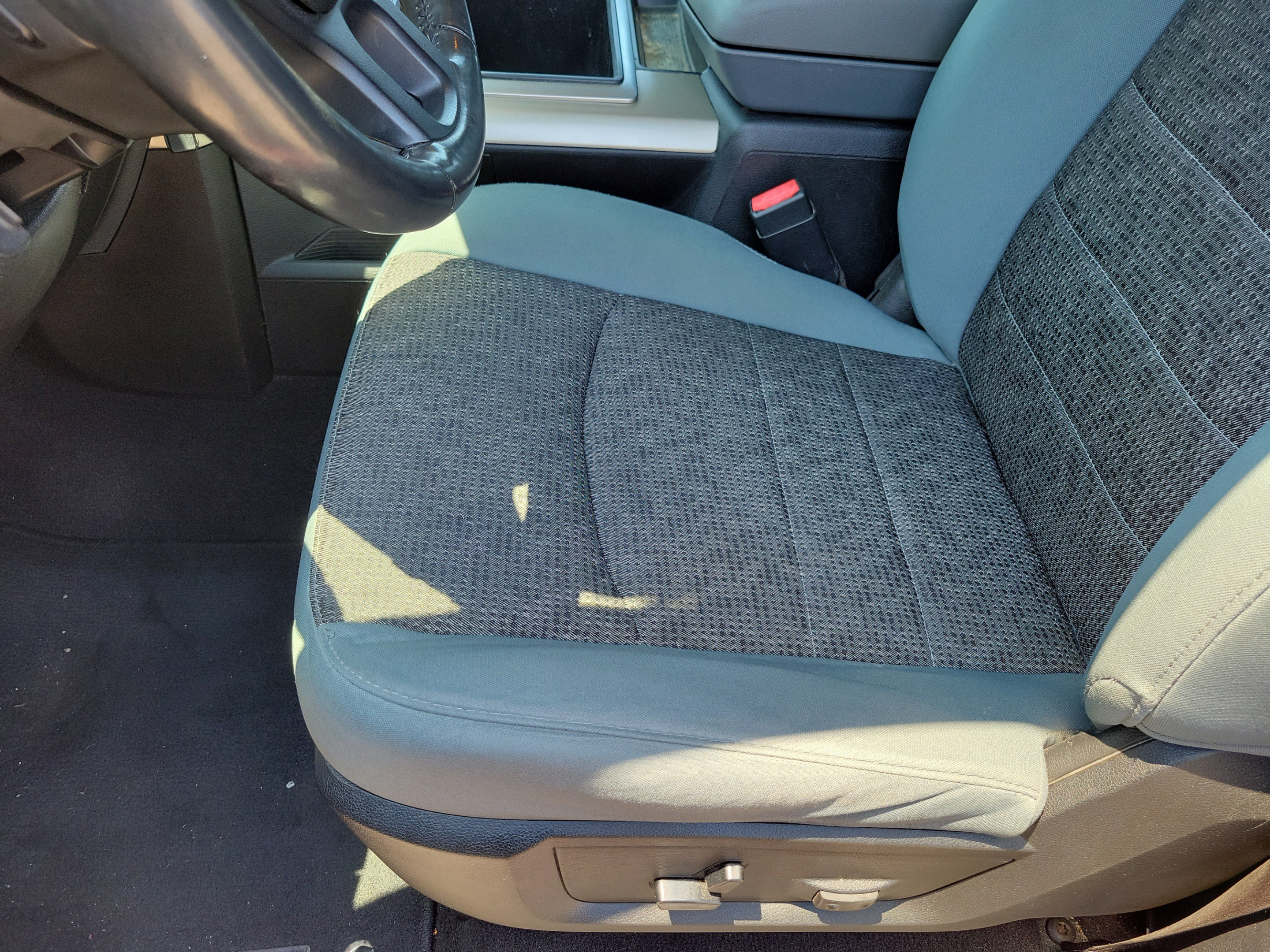 Used 2014 RAM 1500 Big Horn AWD/4WD image 25