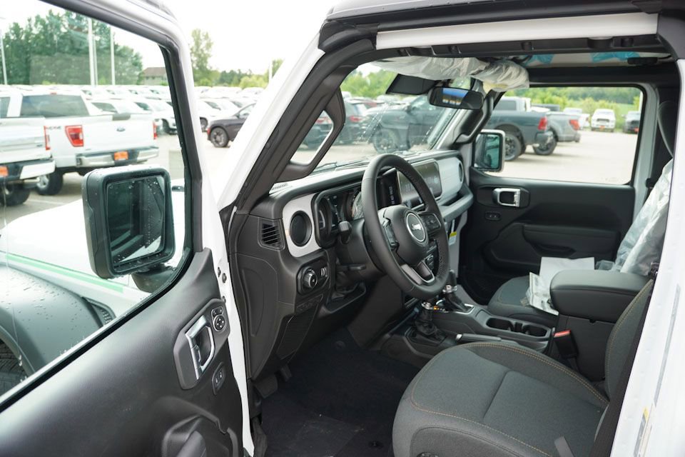 New 2025 Jeep Wrangler Sport S image 10
