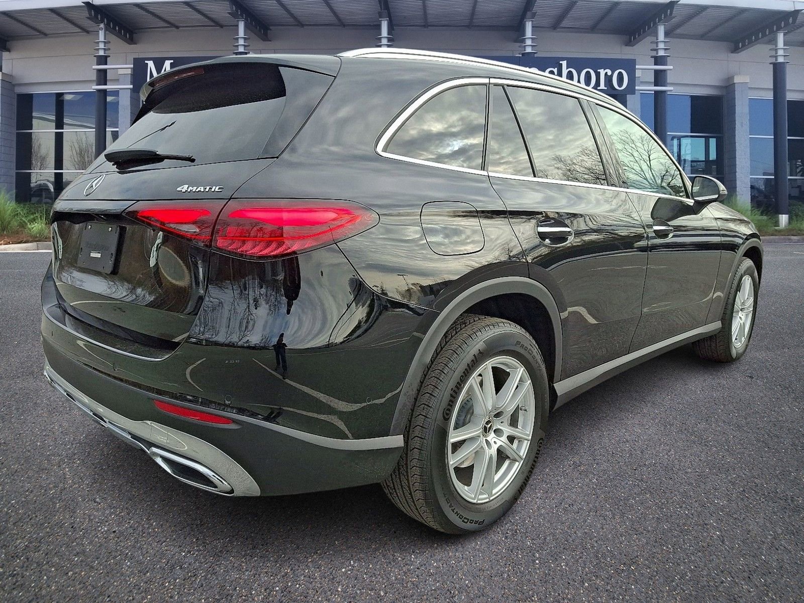 Certified 2025 Mercedes-Benz GLC 300 4MATIC image 4