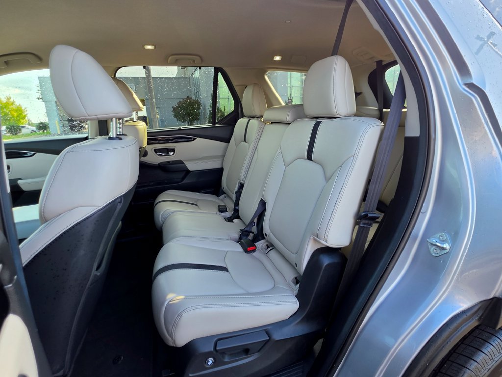 Used 2026 Honda Pilot EX-L image 30