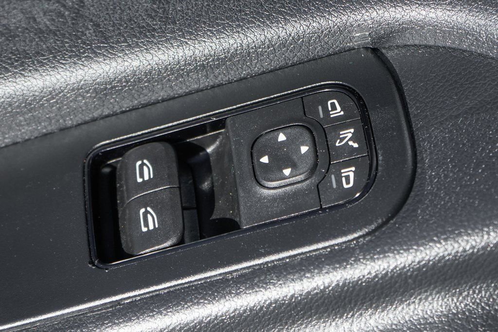 Used 2022 Mercedes-Benz Sprinter 1500 image 19