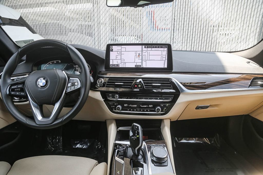 Certified 2023 BMW 530i w/ Convenience Package RWD image 9