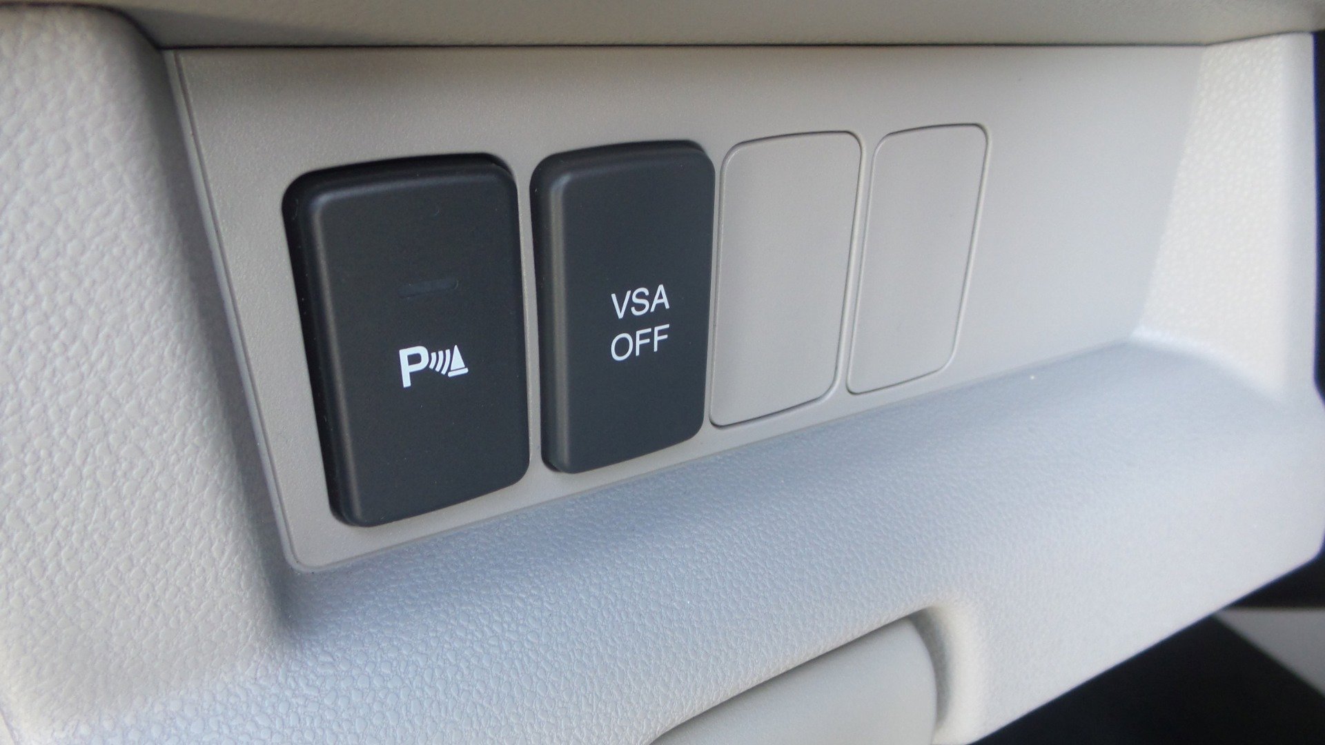 Used 2010 Honda Pilot Touring image 27
