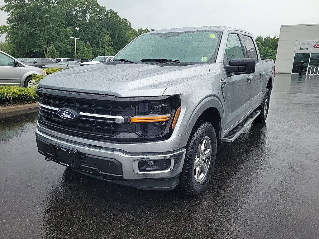 Used 2025 Ford F150 XLT w/ Equipment Group 301A Standard AWD/4WD image 13