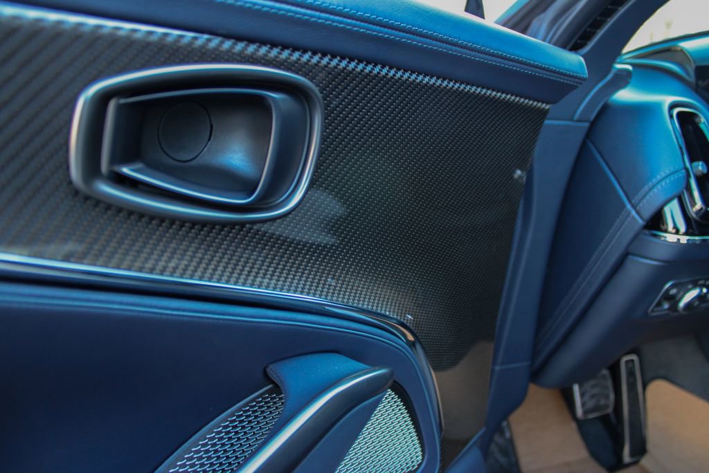 New 2026 Aston Martin DBX S image 10