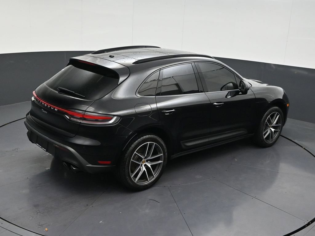 Used 2022 Porsche Macan AWD/4WD image 21