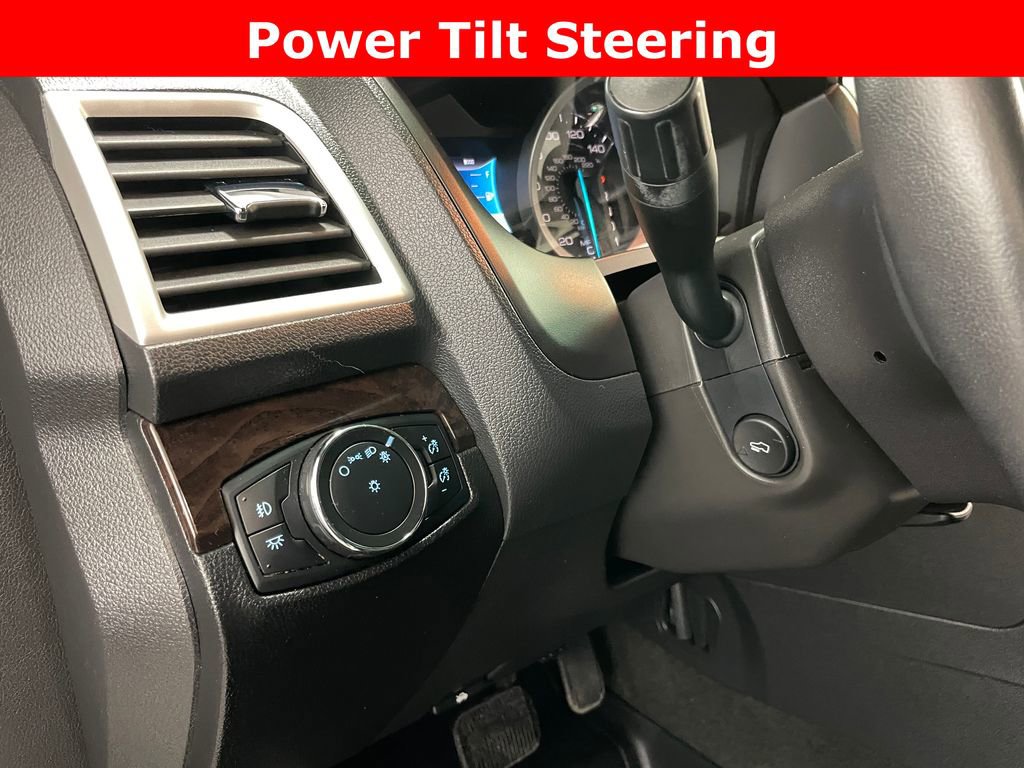 Used 2013 Ford Explorer Limited image 26