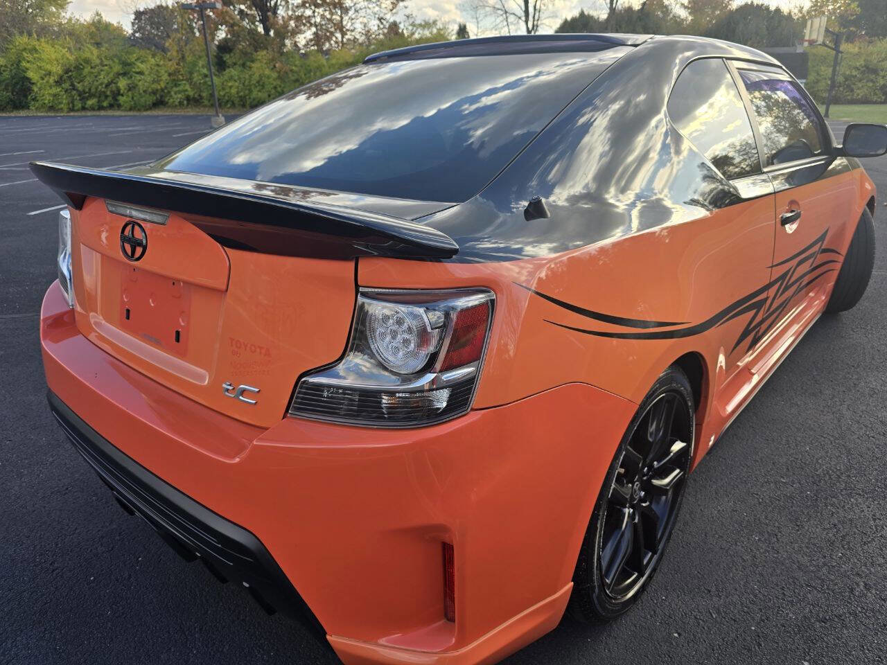 Used 2015 Scion tC image 5