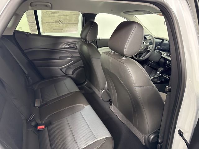 New 2026 Chevrolet Trax LT image 19