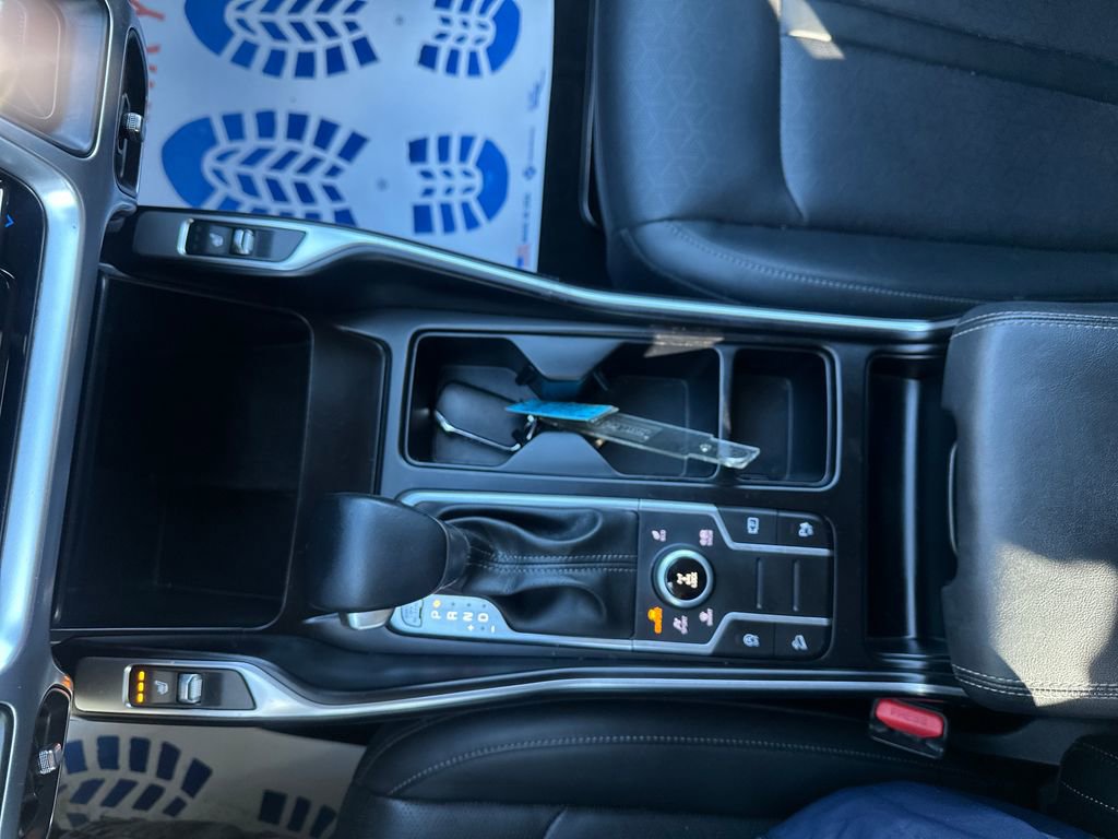 Used 2021 Kia Sorento S image 12