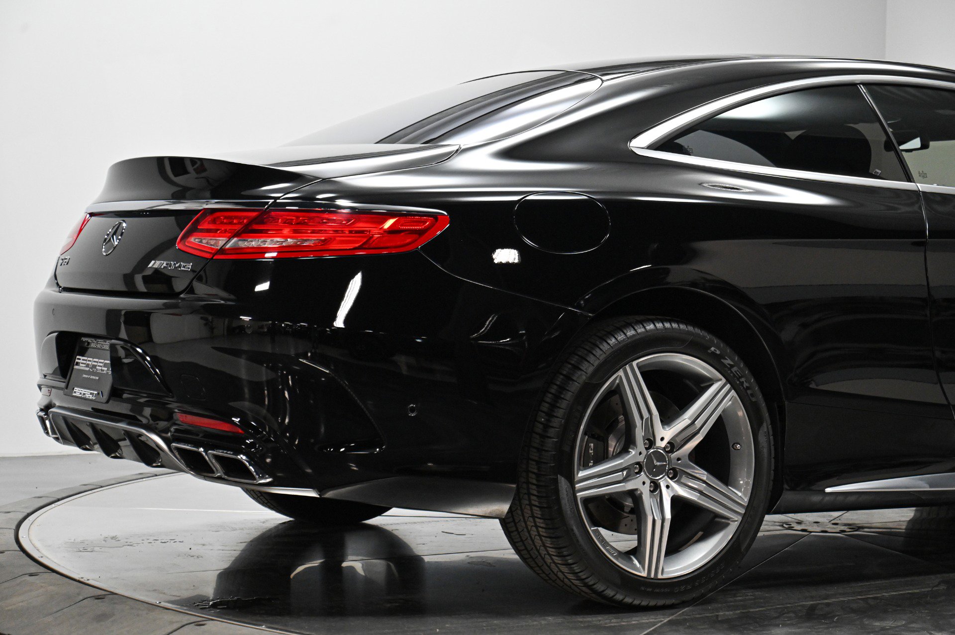 Used 2016 Mercedes-Benz S 63 AMG 4MATIC Coupe image 12