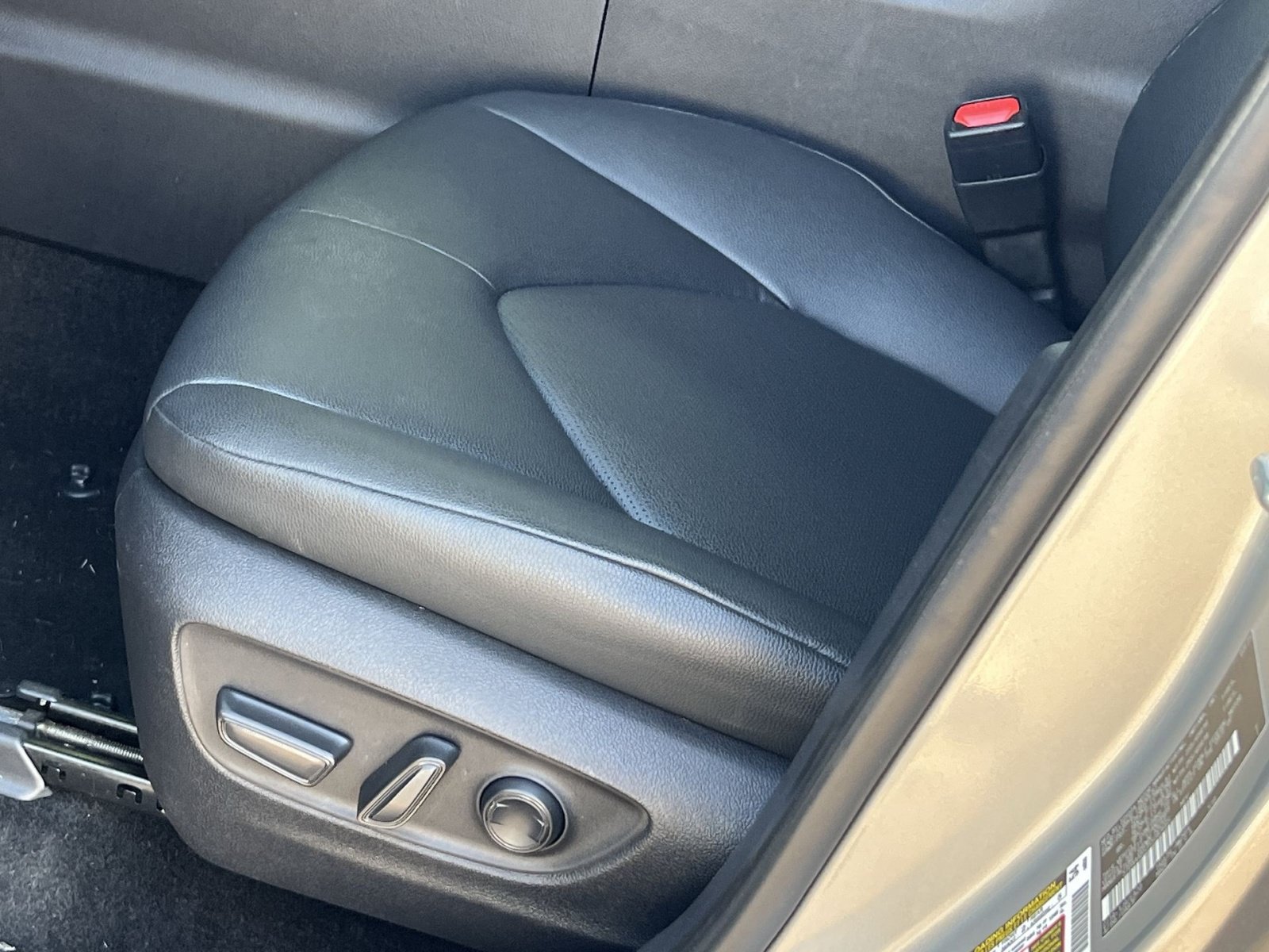 Used 2025 Toyota Grand Highlander AWD image 13