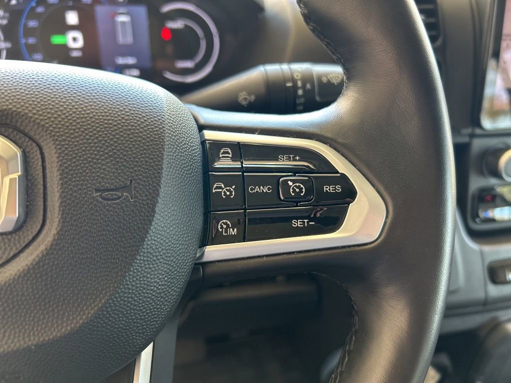 Used 2024 RAM ProMaster 3500 w/ Delivery Van Package image 40