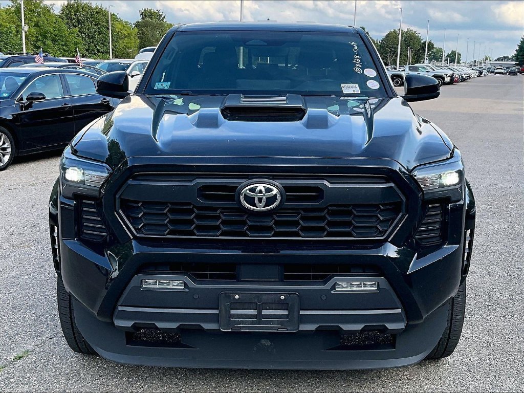 Certified 2024 Toyota Tacoma TRD Sport w/ TRD Sport Upgrade Package AWD/4WD image 2