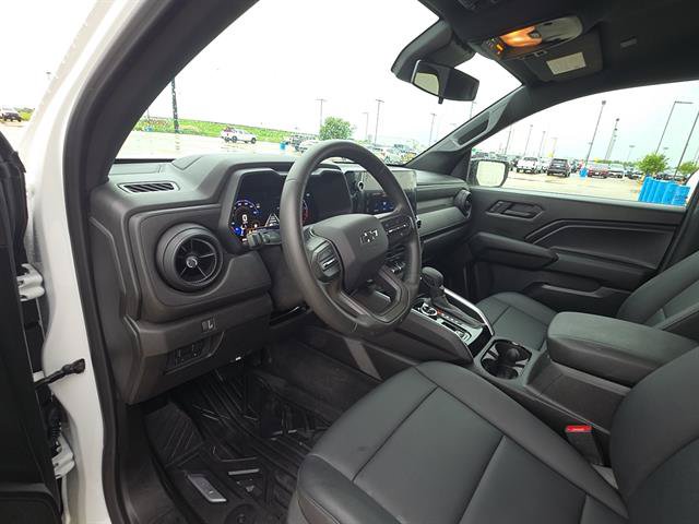 Used 2024 Chevrolet Colorado Trail Boss w/ Advanced Trailering Package AWD/4WD image 12