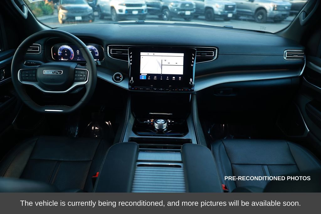 Used 2024 Jeep Wagoneer Series II image 27