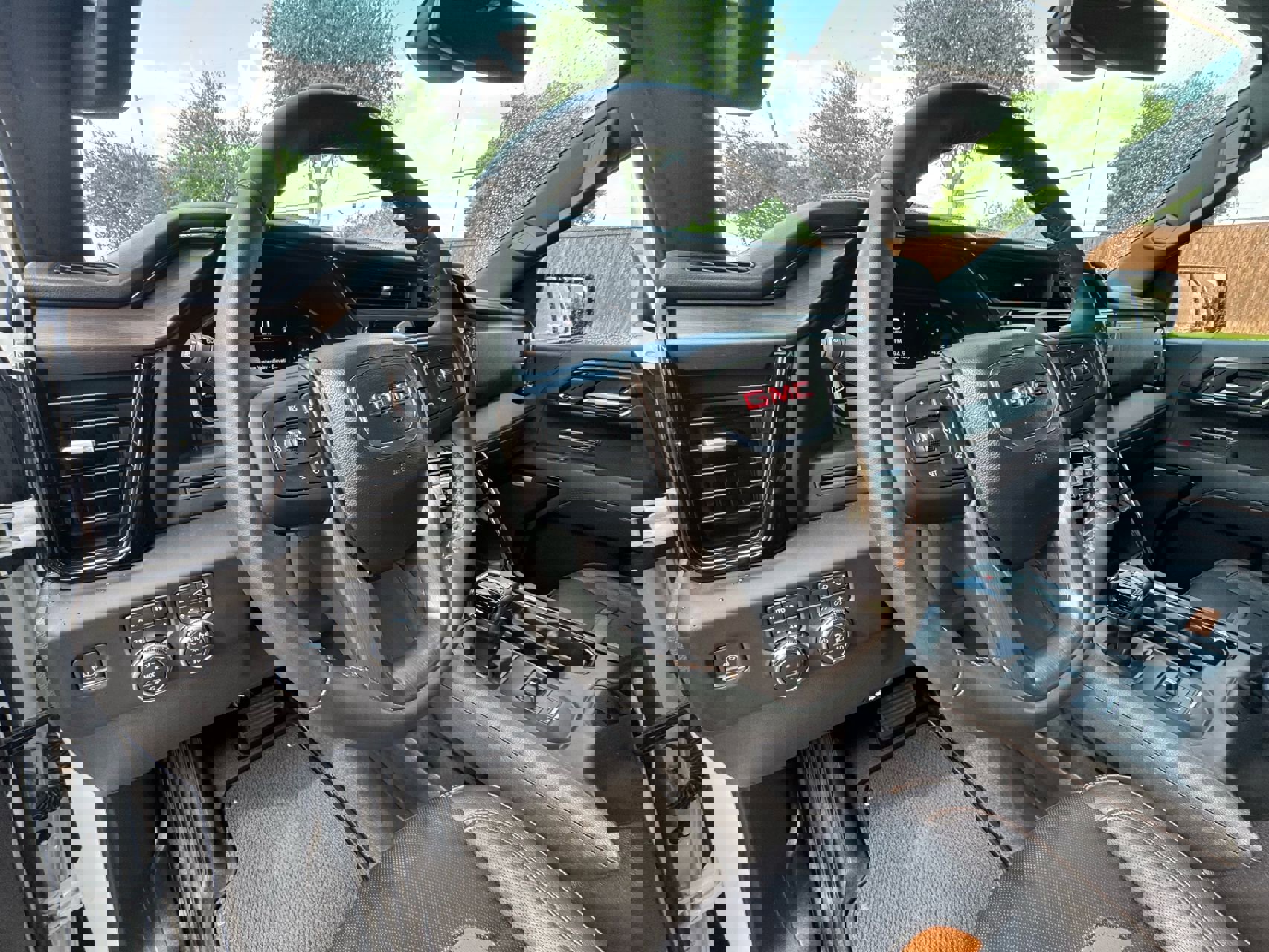 Used 2024 GMC Sierra 1500 AT4 w/ AT4 Premium Package image 20