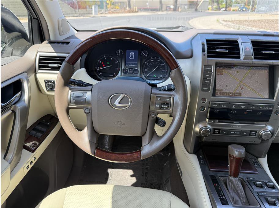Used 2015 Lexus GX 460 Luxury AWD/4WD image 10