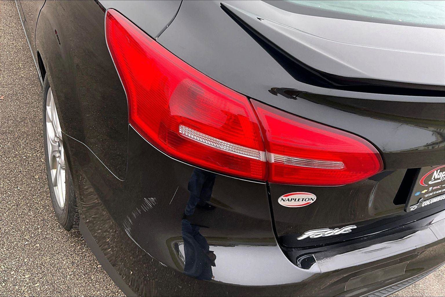 Used 2015 Ford Focus SE w/ Equipment Group 201A image 30