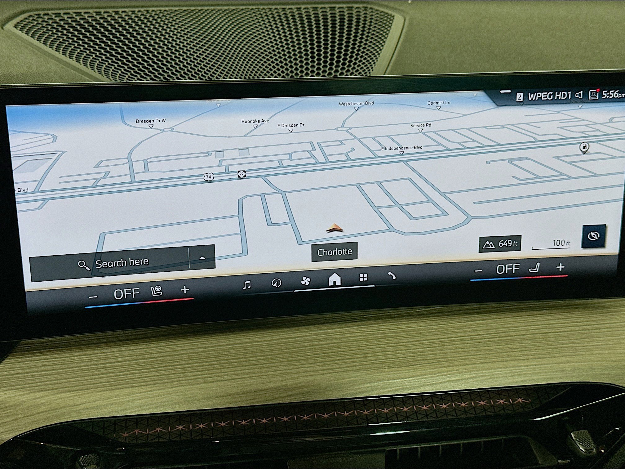 Used 2025 BMW 330i Sedan image 22