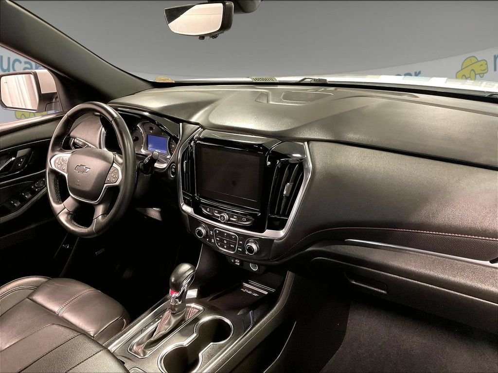 Used 2023 Chevrolet Traverse RS AWD/4WD image 14