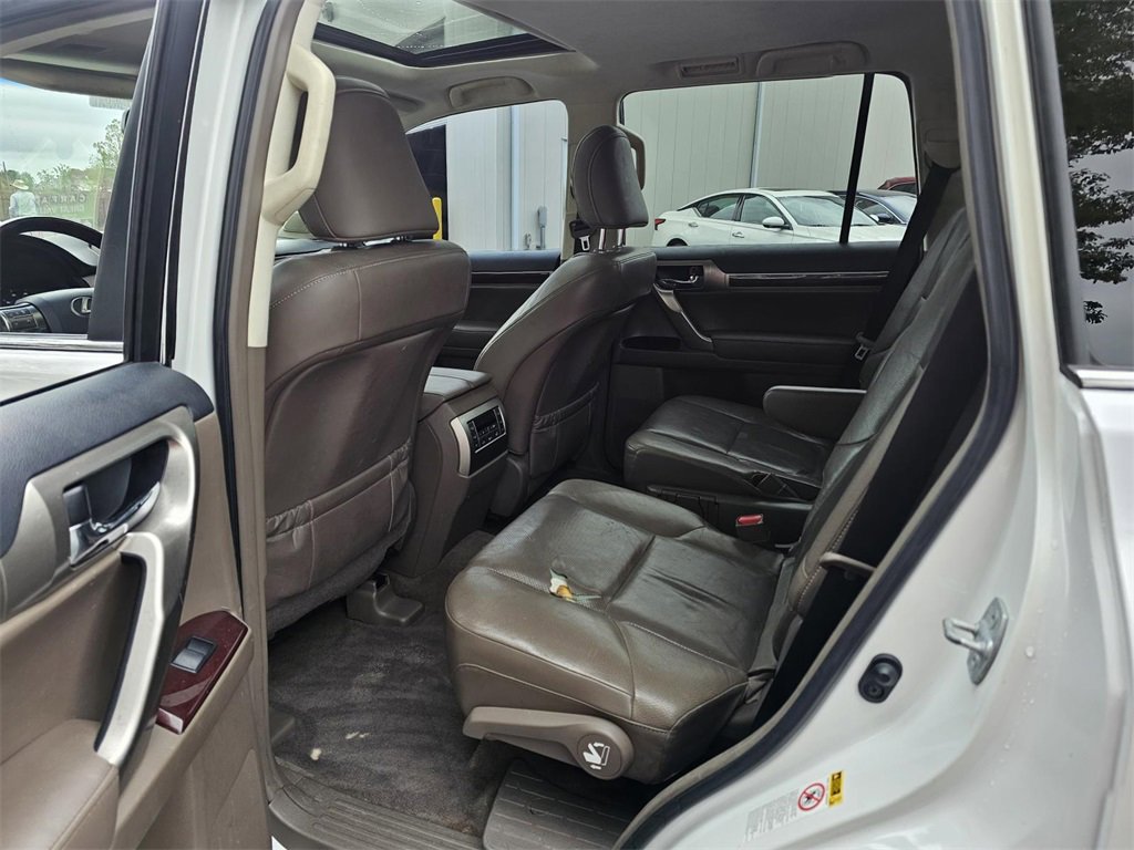 Used 2019 Lexus GX 460 Premium image 25