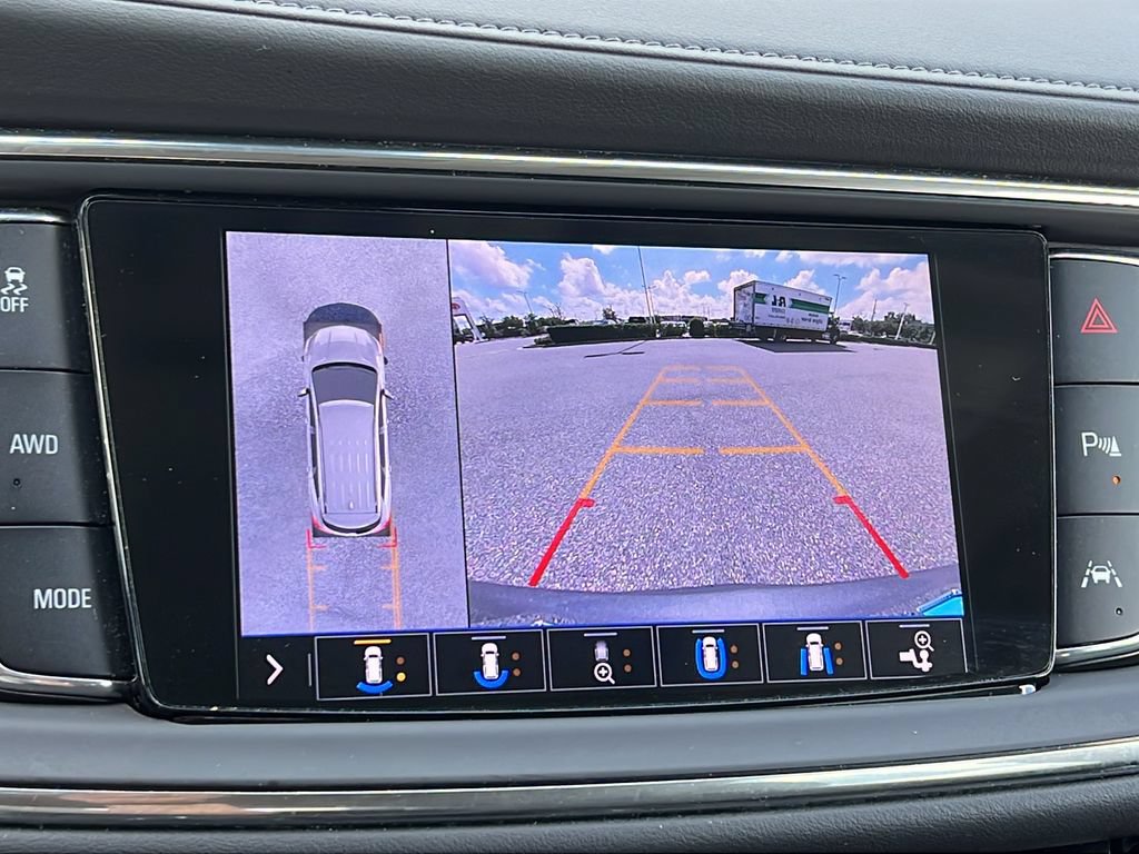 Used 2020 Buick Enclave Avenir w/ Avenir Technology Package AWD/4WD image 18