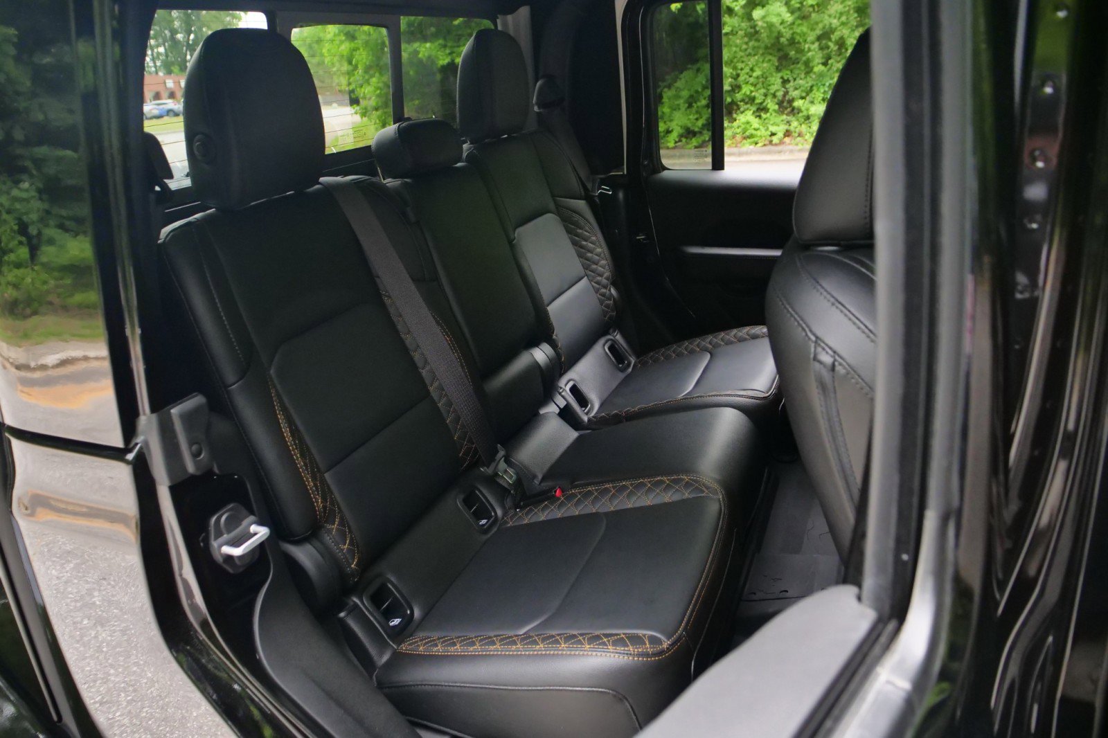Used 2023 Jeep Gladiator Overland AWD/4WD image 33