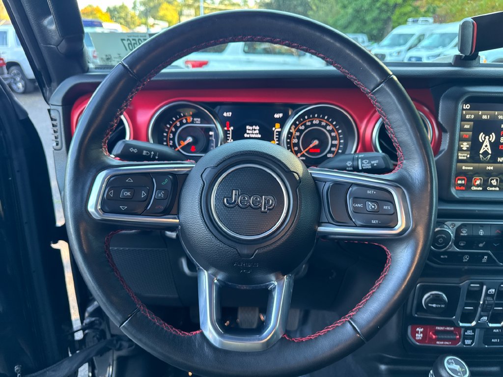 Used 2023 Jeep Gladiator Rubicon w/ Cold Weather Group AWD/4WD image 17