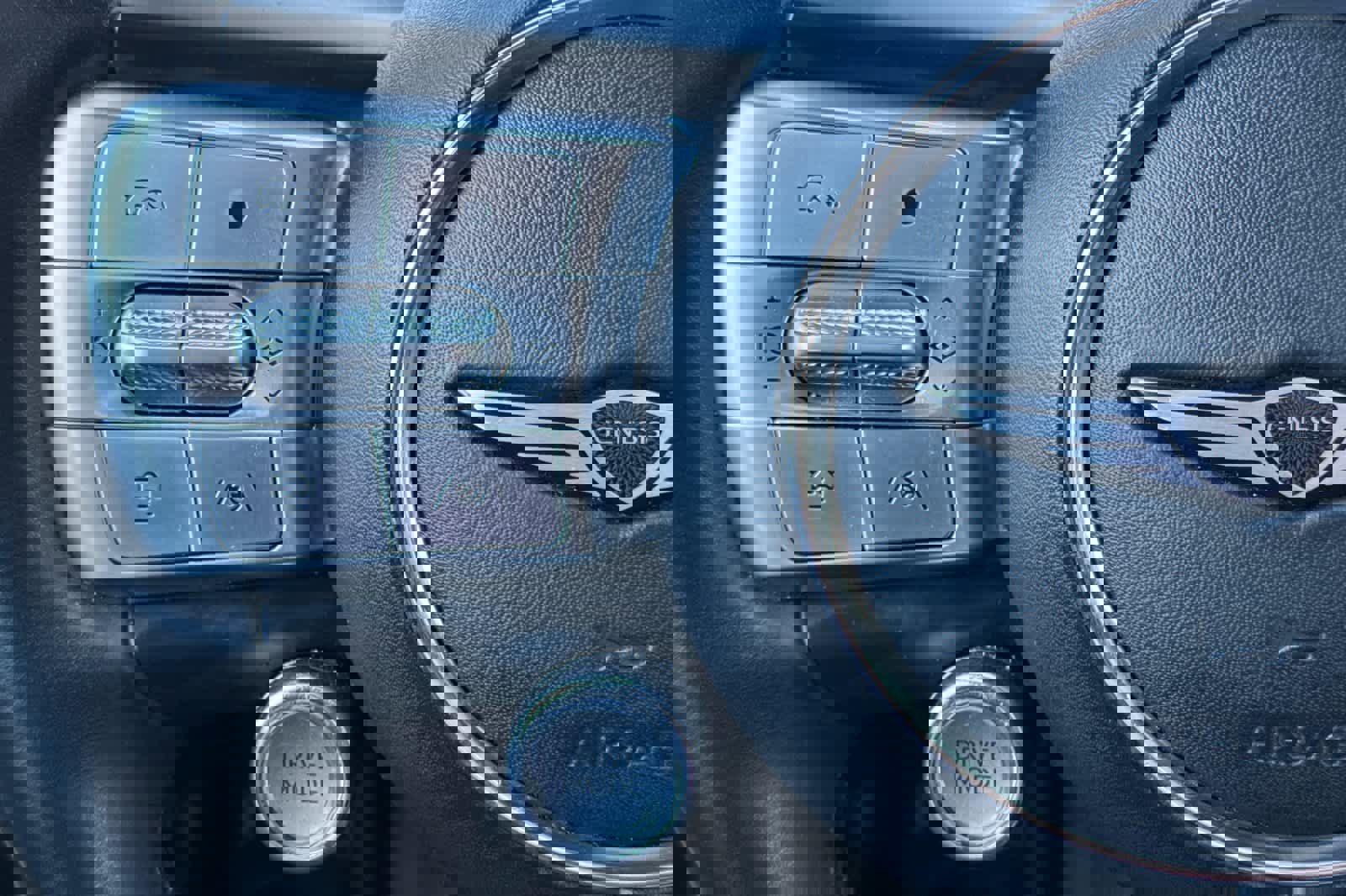 Used 2023 Genesis GV60 Advanced image 28