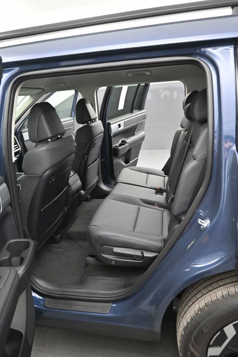 New 2026 Hyundai Santa Fe SEL AWD/4WD image 14