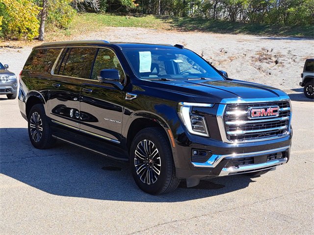 Used 2025 GMC Yukon XL Elevation image 7