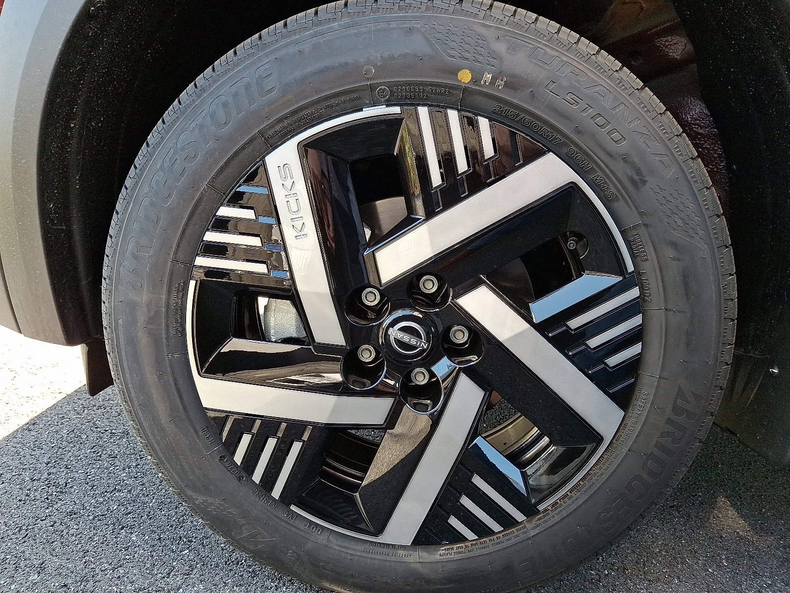 New 2026 Nissan Kicks SV w/ Cold Weather Package image 4